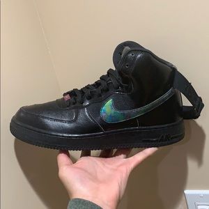 Men’s Air Force 1 High “Spilled Oil”